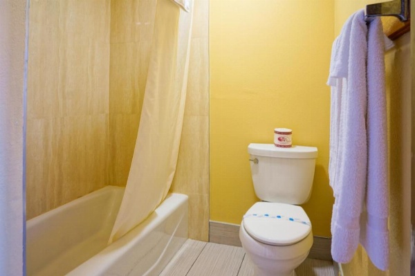 Penginapan Pelancong image 14